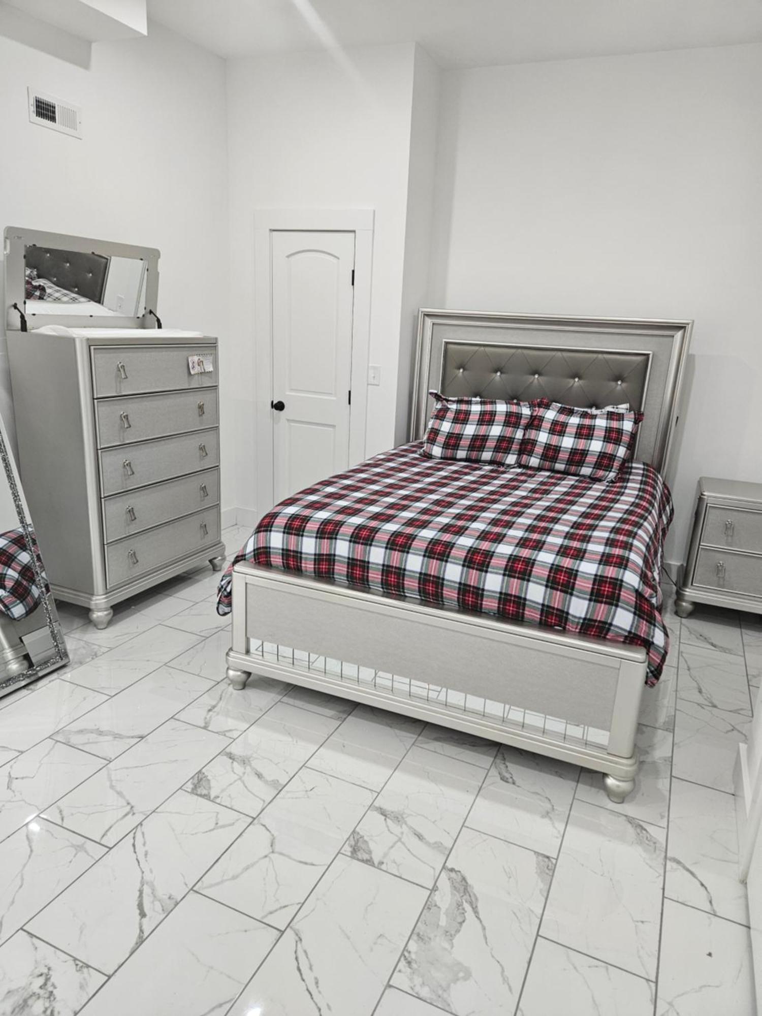 Home Away From Home Leicester Екстериор снимка